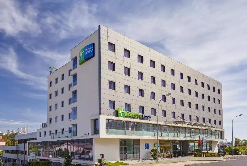 호텔 Holiday Inn Express Lisbon Alfragide, An Ihg