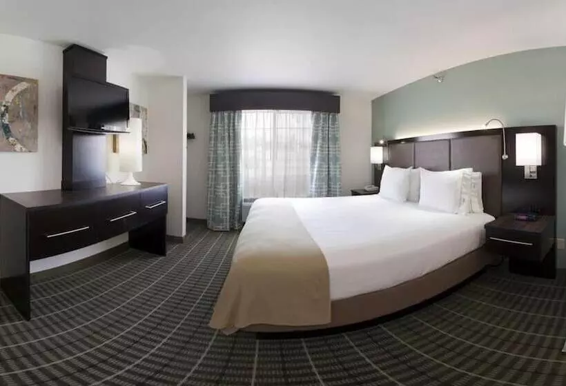 בית מלון כפרי Holiday Inn Express Monticello, An Ihg