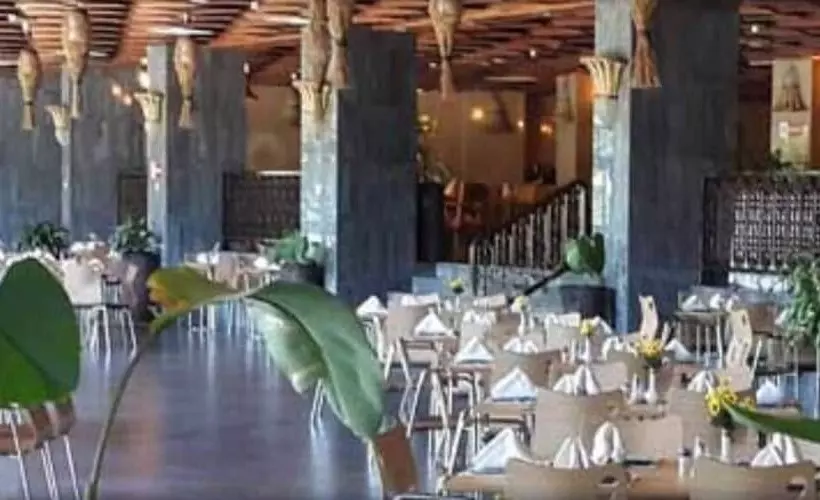 هتل Imperial Botanical Beach