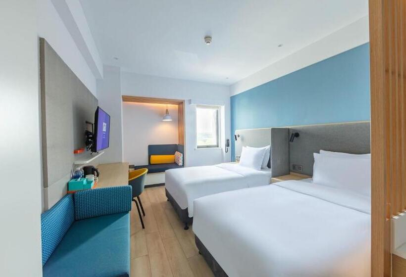 호텔 Holiday Inn Express Shanghai Pudong Airport, An Ihg