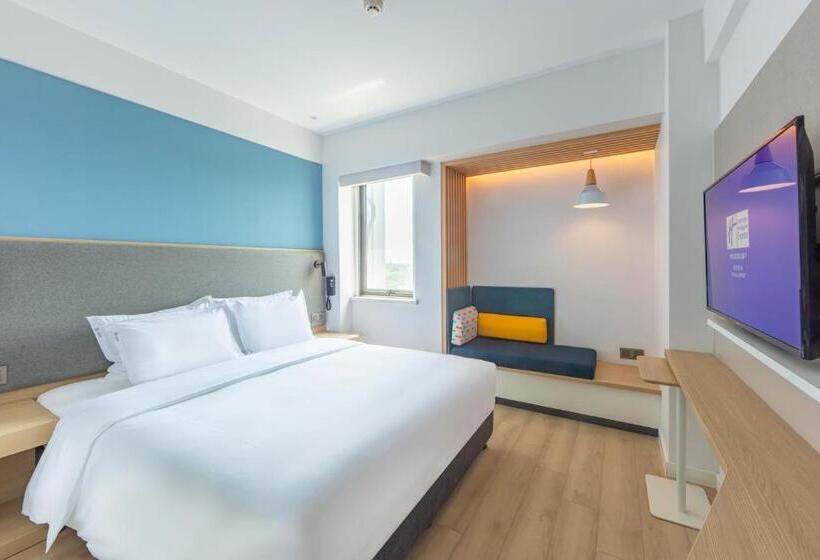 호텔 Holiday Inn Express Shanghai Pudong Airport, An Ihg