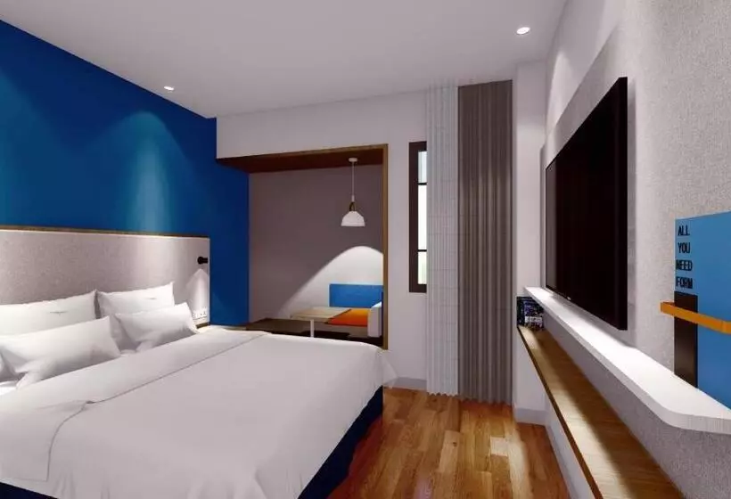 호텔 Holiday Inn Express Shanghai Pudong Airport, An Ihg