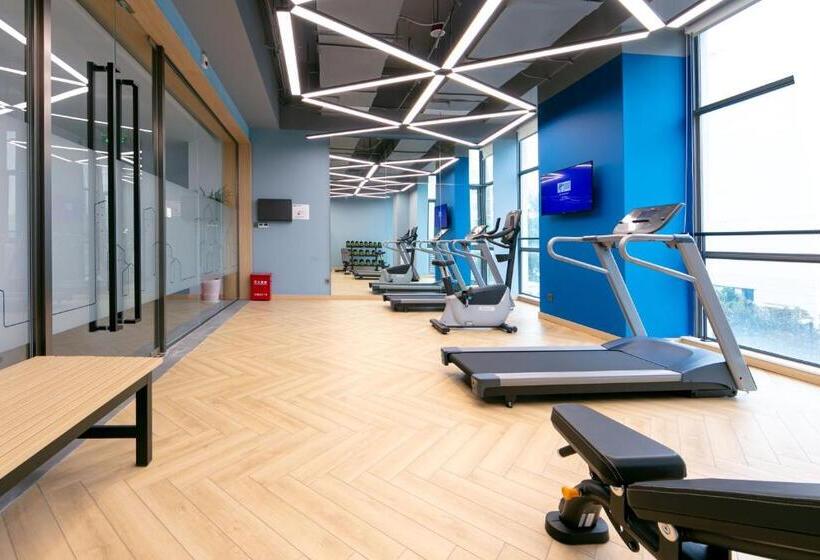 호텔 Holiday Inn Express Shanghai Pudong Airport, An Ihg