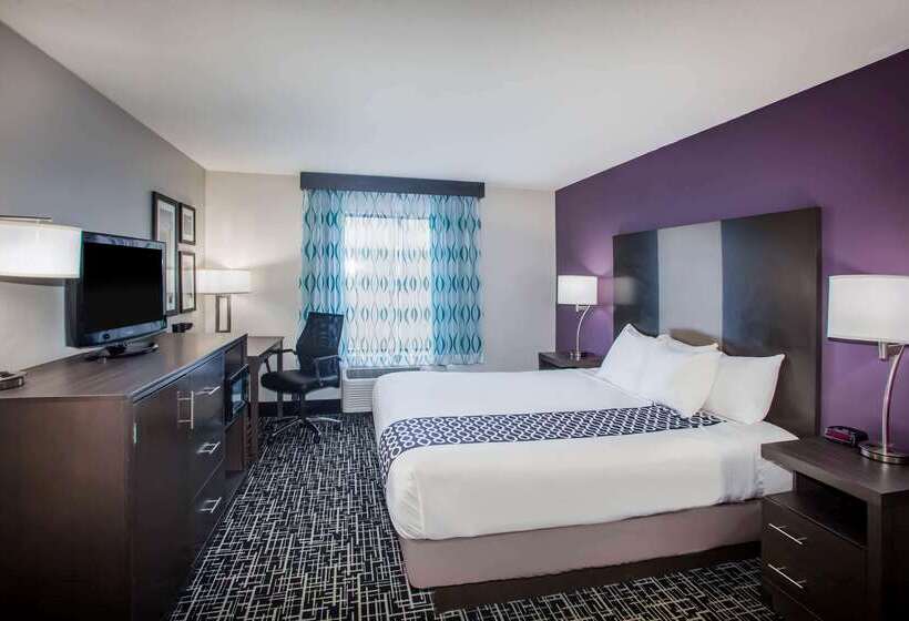 酒店 La Quinta Inn & Suits By Wyndham Pontoon Beach Il