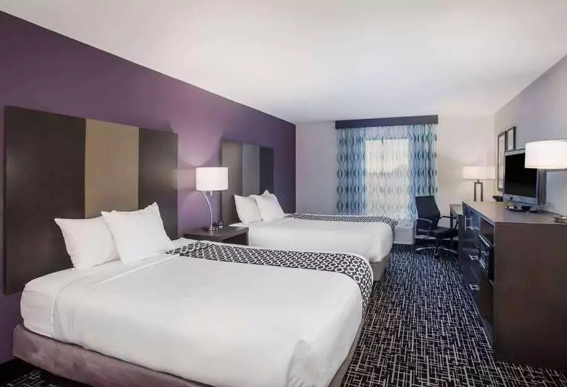 酒店 La Quinta Inn & Suits By Wyndham Pontoon Beach Il