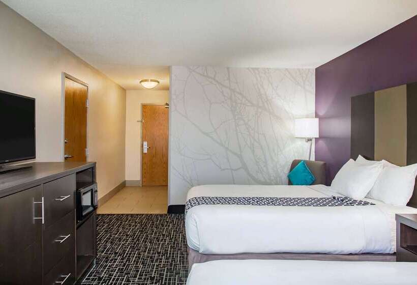 酒店 La Quinta Inn & Suits By Wyndham Pontoon Beach Il