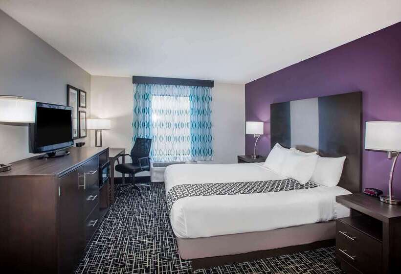 酒店 La Quinta Inn & Suits By Wyndham Pontoon Beach Il