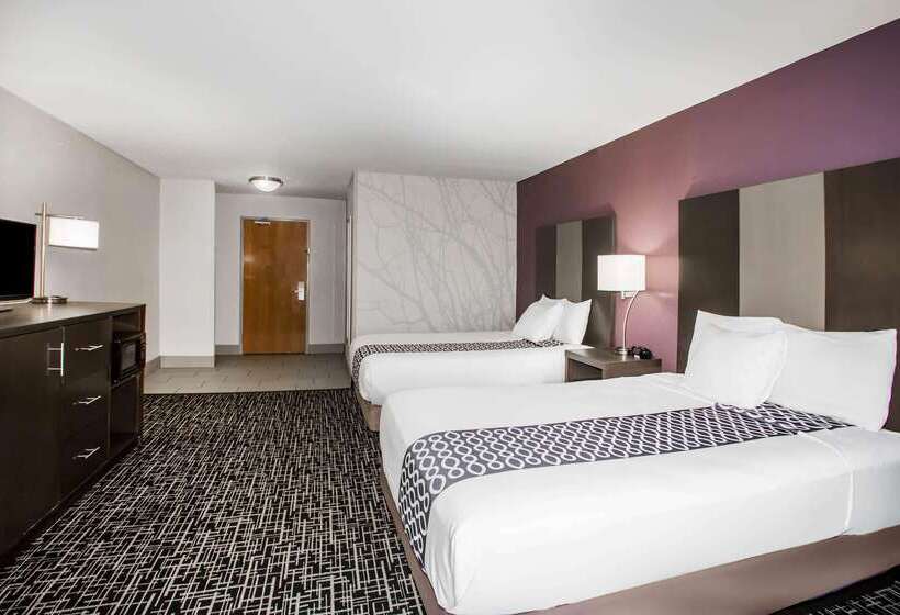 酒店 La Quinta Inn & Suits By Wyndham Pontoon Beach Il