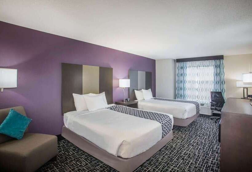 酒店 La Quinta Inn & Suits By Wyndham Pontoon Beach Il