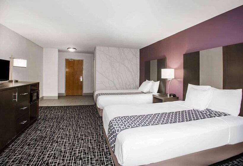 酒店 La Quinta Inn & Suits By Wyndham Pontoon Beach Il