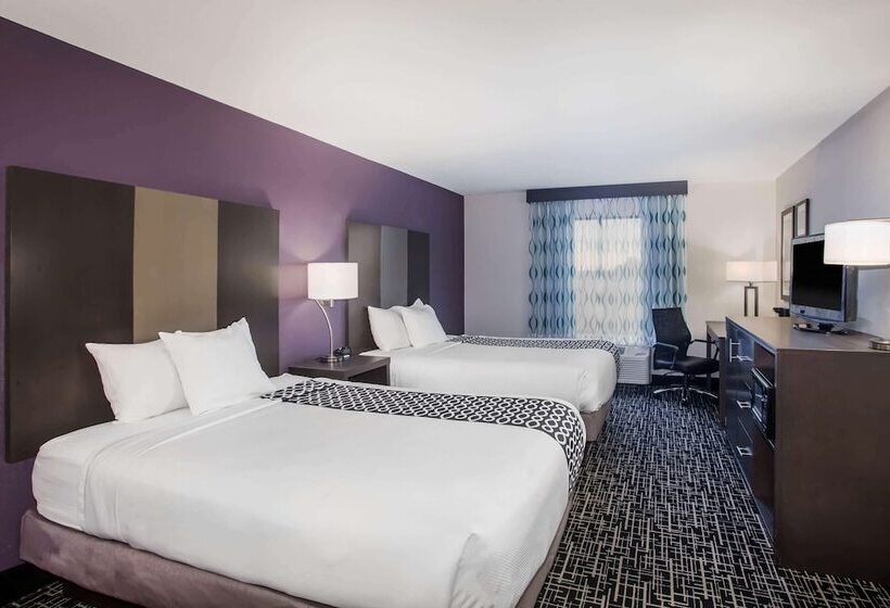 酒店 La Quinta Inn & Suits By Wyndham Pontoon Beach Il