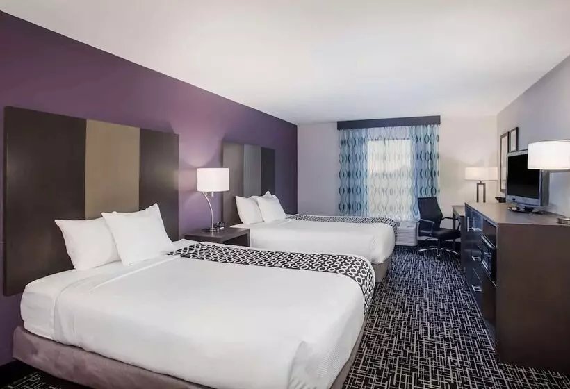 酒店 La Quinta Inn & Suits By Wyndham Pontoon Beach Il