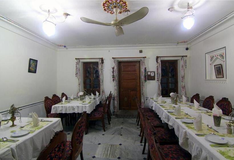 فندق Pushkar Palace