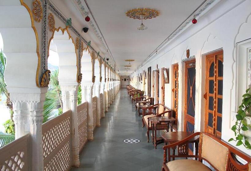 فندق Pushkar Palace