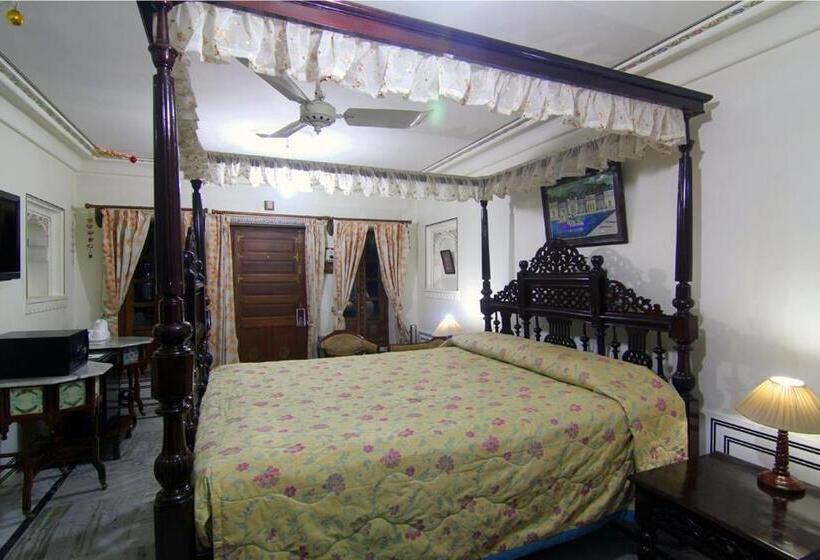 فندق Pushkar Palace