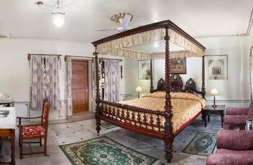 Hotel Pushkar Palace