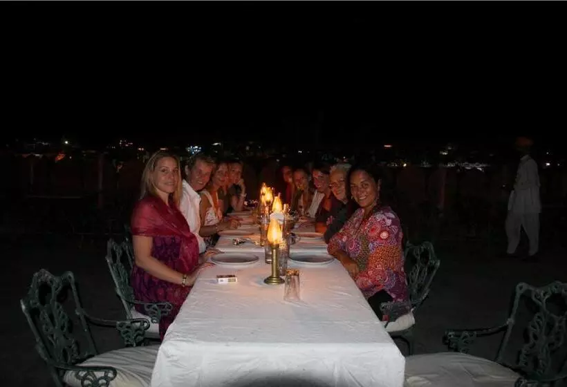 Hotel Pushkar Palace