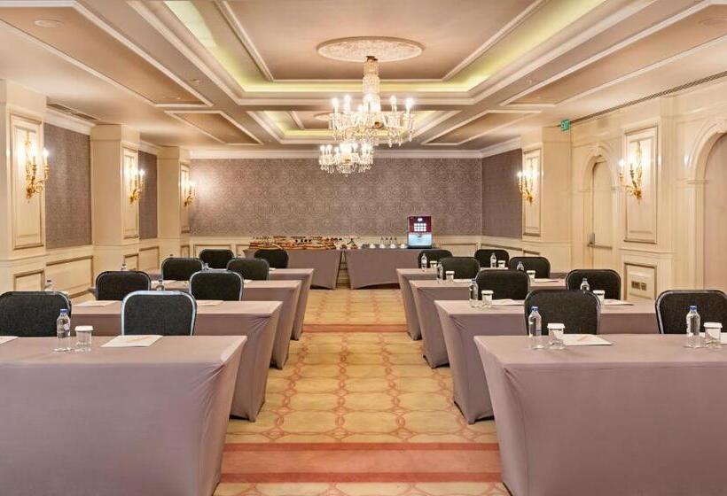 ホテル Rixos Pera Istanbul