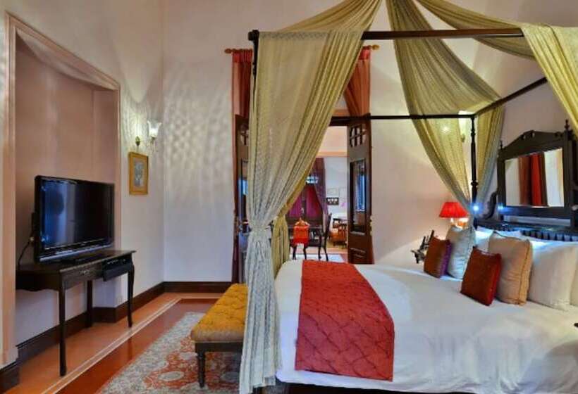 فندق Taj Nadesar Palace