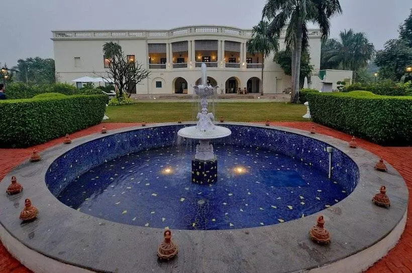 酒店 Taj Nadesar Palace