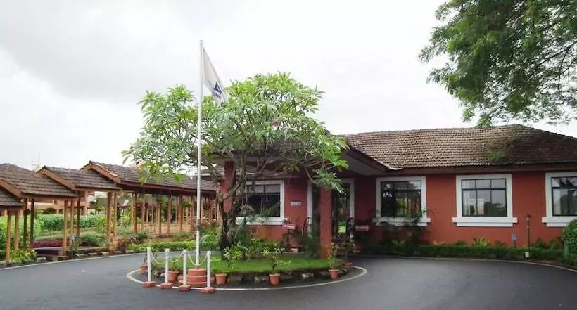 هتل The International Centre Goa