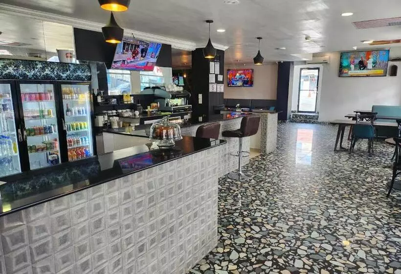 Отель Via Espana