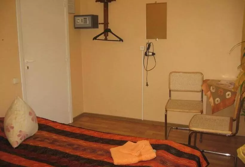 هاستل Central Park Rooms