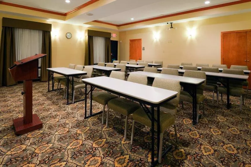 Holiday Inn Express Hotel And Suites Fairfield North, An Ihg