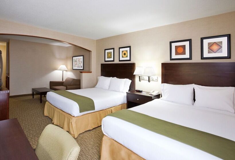 Holiday Inn Express Hotel & Suites Cleveland Streetsboro By Ihg