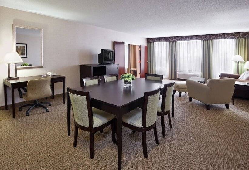 Holiday Inn Express Hotel & Suites Cleveland Streetsboro By Ihg