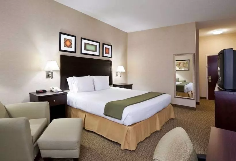 Holiday Inn Express Hotel & Suites Cleveland Streetsboro By Ihg