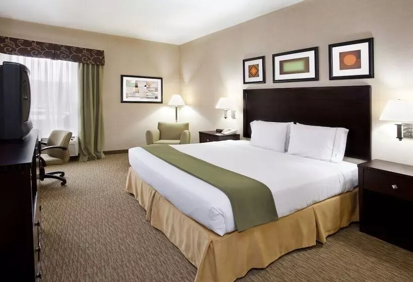 Holiday Inn Express Hotel & Suites Cleveland Streetsboro By Ihg