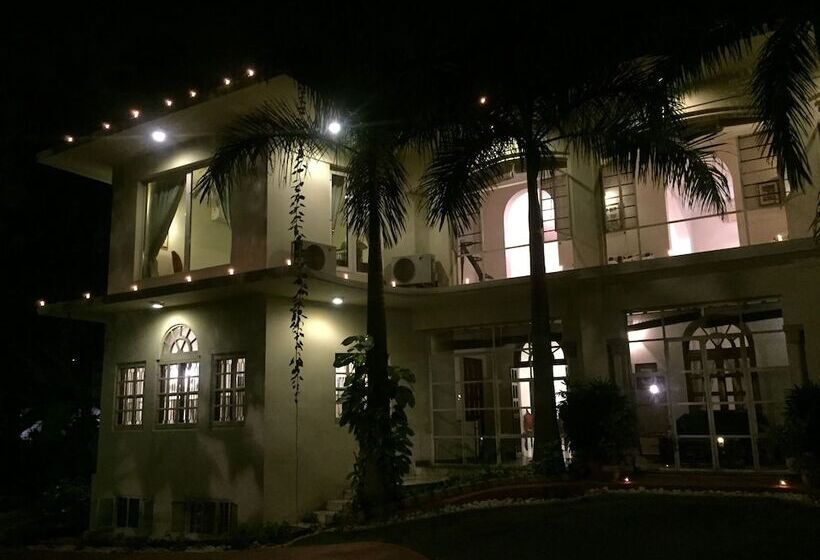 בית מלון כפרי Barwara Kothi