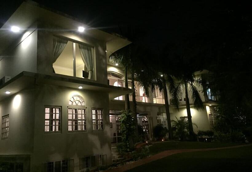 בית מלון כפרי Barwara Kothi