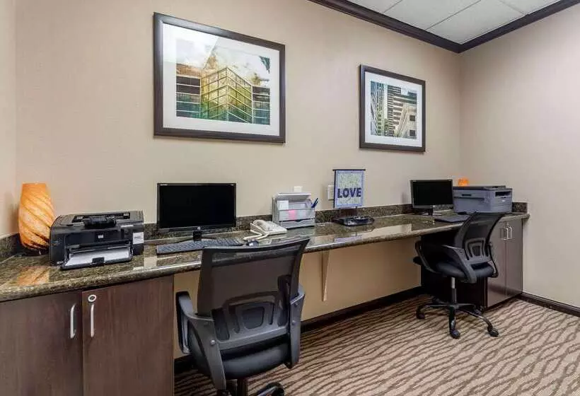 酒店 Comfort Inn & Suites Oklahoma City West  I40