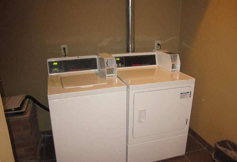 فندق Cresthaven Inn Jfk