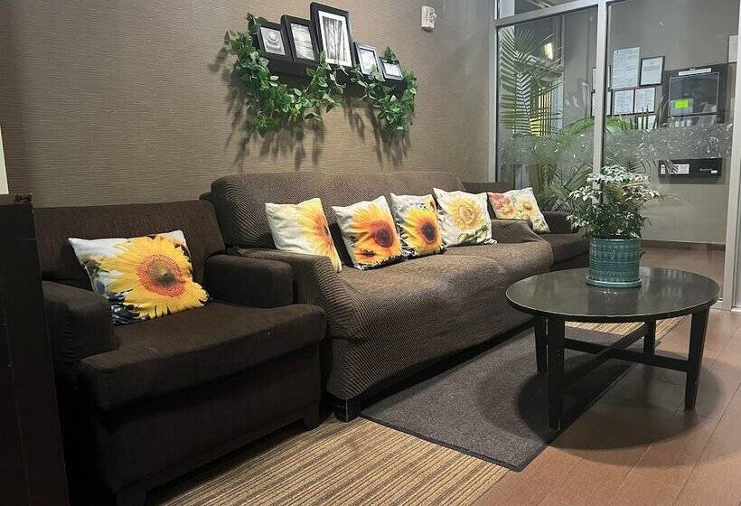 فندق Cresthaven Inn Jfk