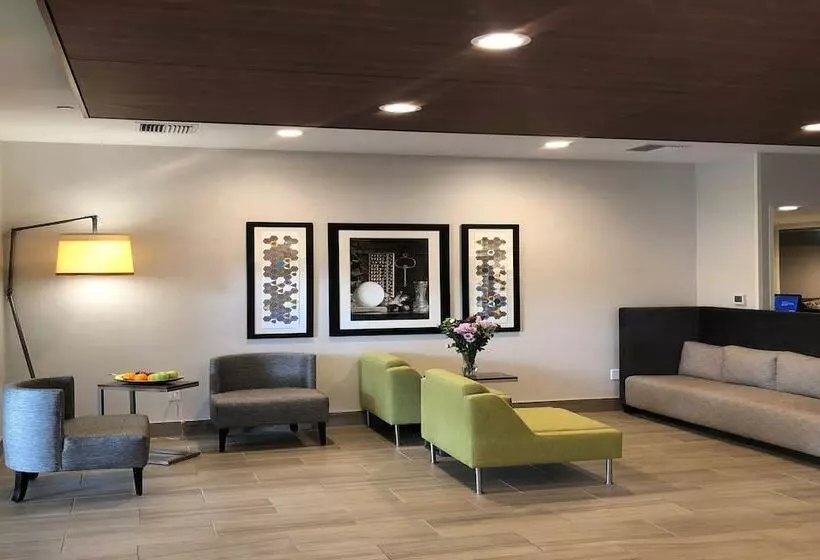 Holiday Inn Express Hotel & Suites Albany, An Ihg