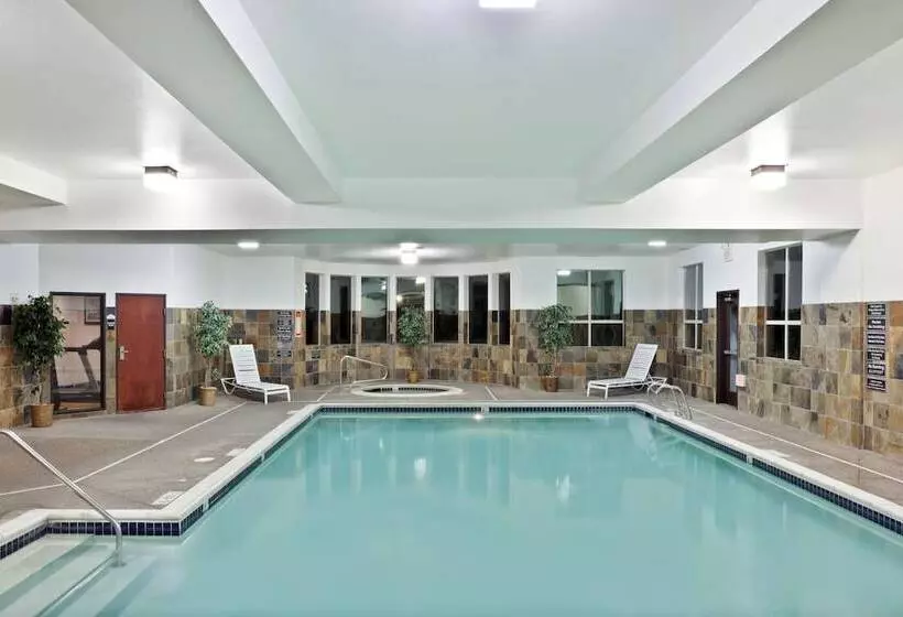 Holiday Inn Express Hotel & Suites Albany, An Ihg