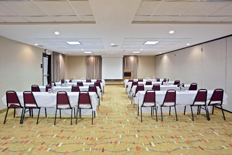 Holiday Inn Express Hotel & Suites Albany, An Ihg