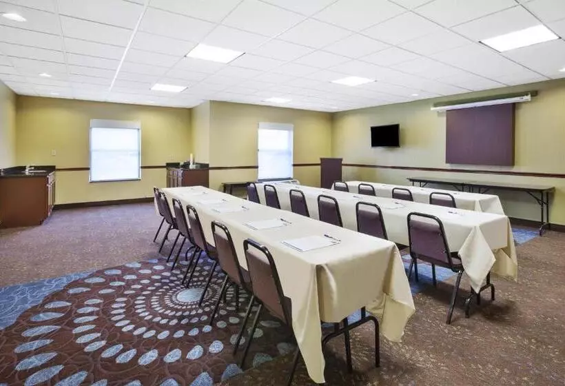 Holiday Inn Express Hotel & Suites Circleville, An Ihg