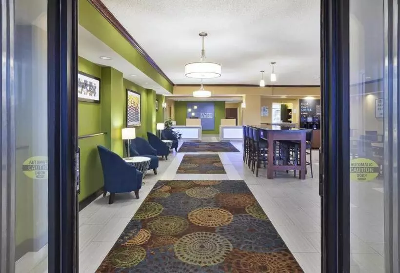 Holiday Inn Express Hotel & Suites Circleville, An Ihg