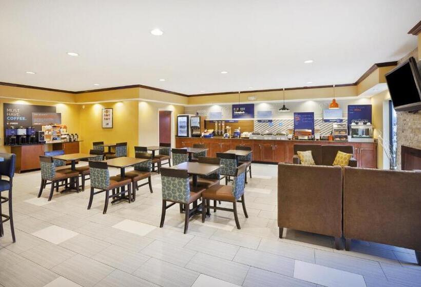 Holiday Inn Express Hotel & Suites Circleville, An Ihg