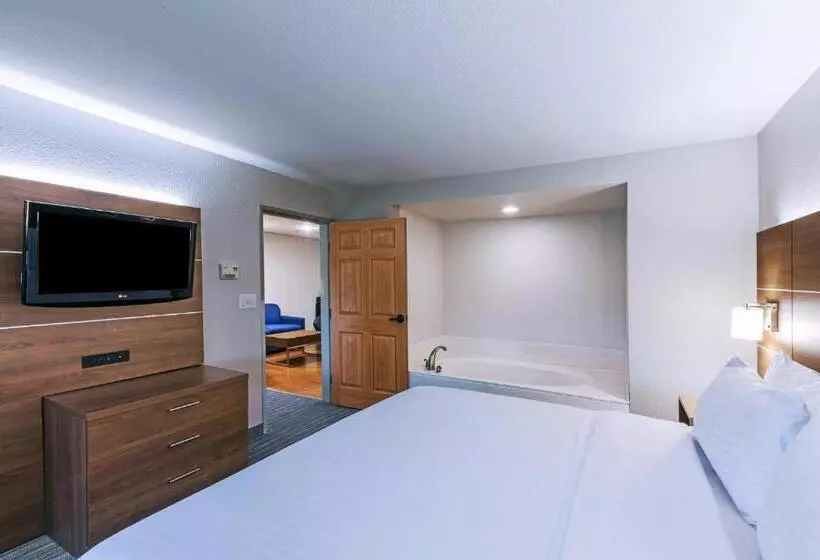 酒店 Holiday Inn Express & Suites Tulsa S Broken Arrow Hwy 51 By Ihg