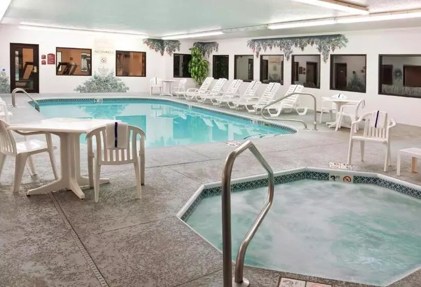 호텔 Holiday Inn Express & Suites Alliance, An Ihg