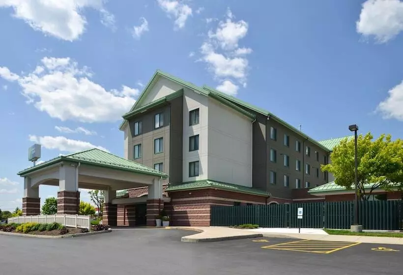 호텔 Holiday Inn Express Breezewood, An Ihg