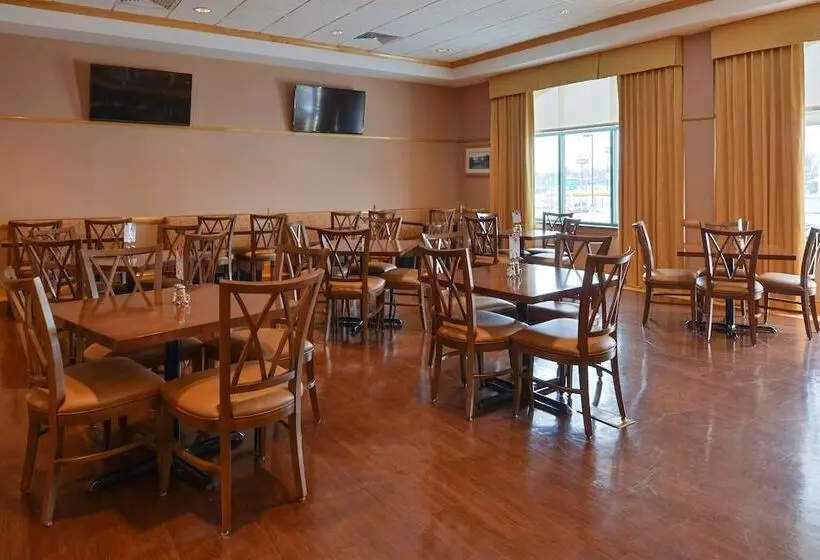 호텔 Holiday Inn Express Breezewood, An Ihg