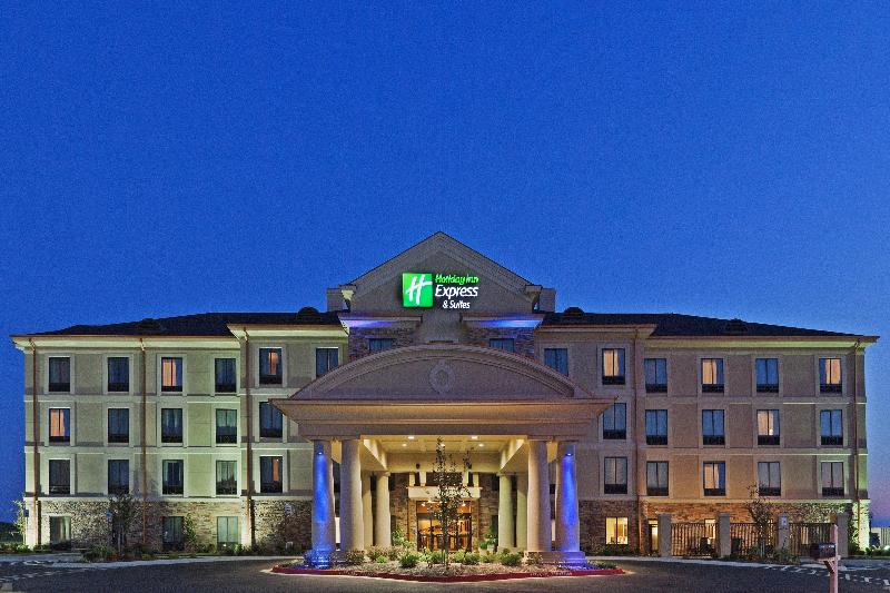 فندق Holiday Inn Express & Suites Poteau, An Ihg