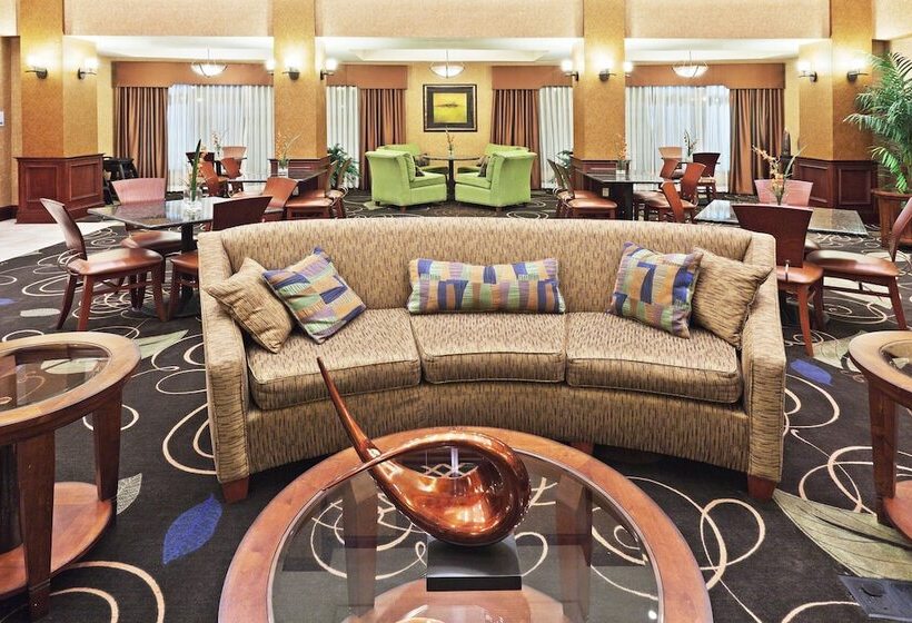 فندق Holiday Inn Express & Suites Poteau, An Ihg