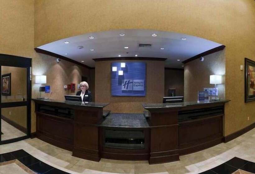 فندق Holiday Inn Express & Suites Poteau, An Ihg
